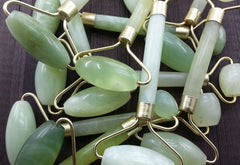 Jade Facial Massage Roller – Natural Beauty Tool for Glowing Skin - TikTopia