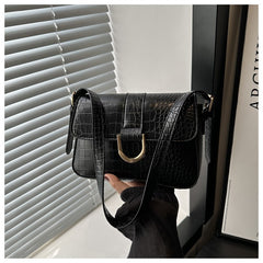 Advanced Texture Underarm Retro Style Fashionable Vachette Clasp Women's Shoulder Bag - TikTopia