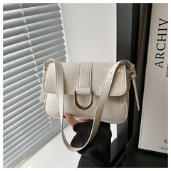 Advanced Texture Underarm Retro Style Fashionable Vachette Clasp Women's Shoulder Bag - TikTopia