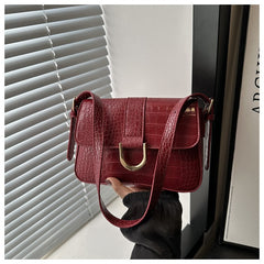 Advanced Texture Underarm Retro Style Fashionable Vachette Clasp Women's Shoulder Bag - TikTopia