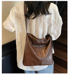 Women's Summer Large Capacity Retro Bucket Bag - TikTopia