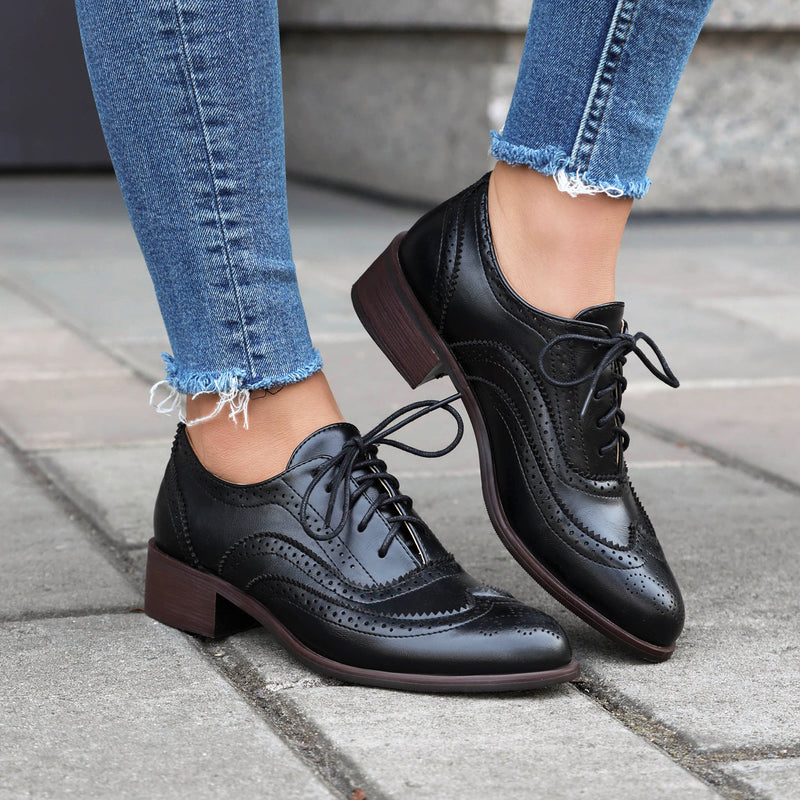 Retro British Contrasting Color Brogue High-cut Lace-up Shoes - TikTopia
