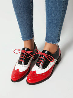 Retro British Contrasting Color Brogue High-cut Lace-up Shoes - TikTopia