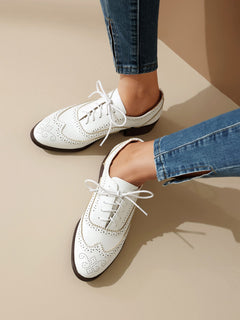 Retro British Contrasting Color Brogue High-cut Lace-up Shoes - TikTopia
