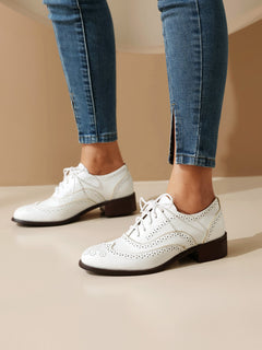 Retro British Contrasting Color Brogue High-cut Lace-up Shoes - TikTopia
